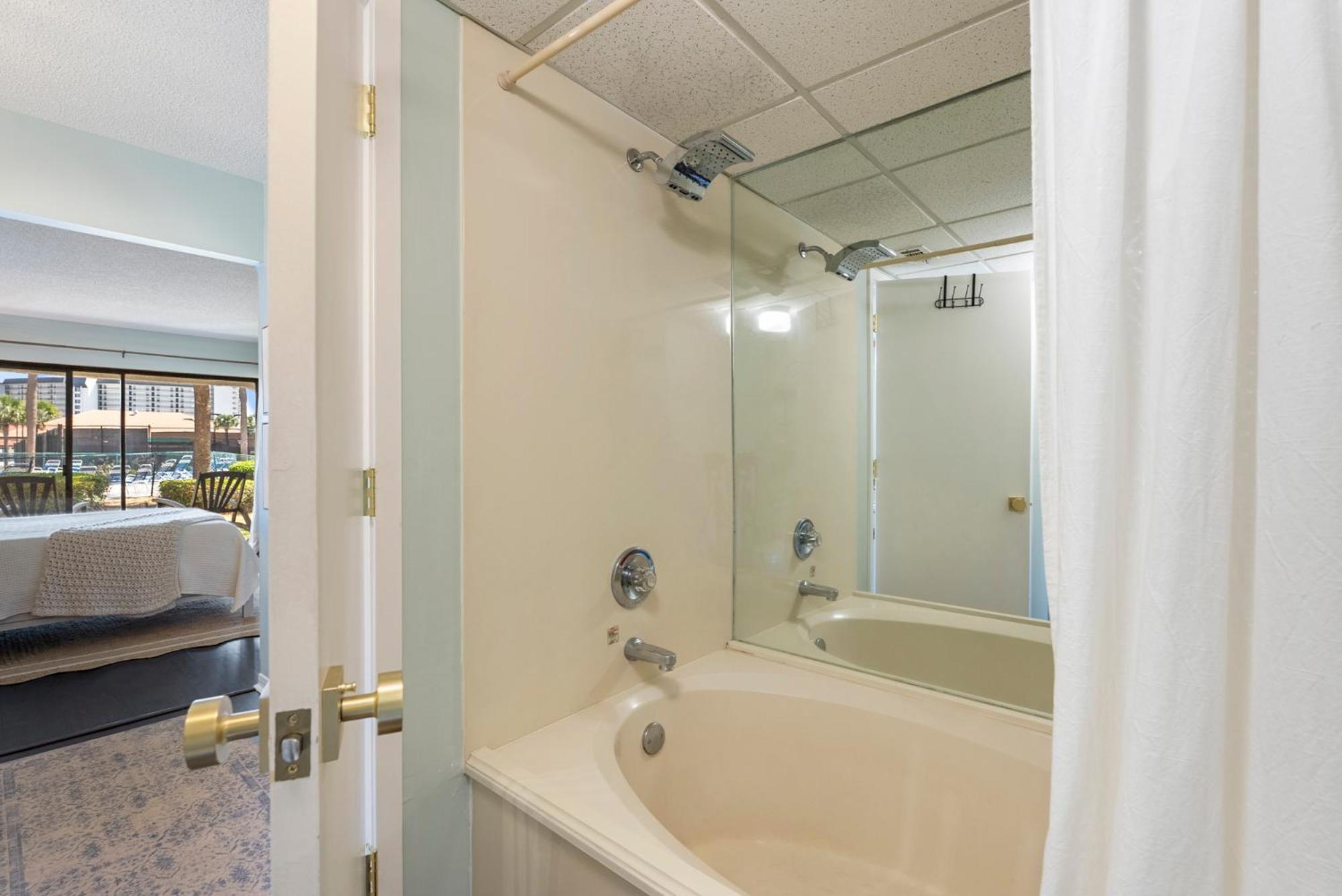 Edgewater 2706