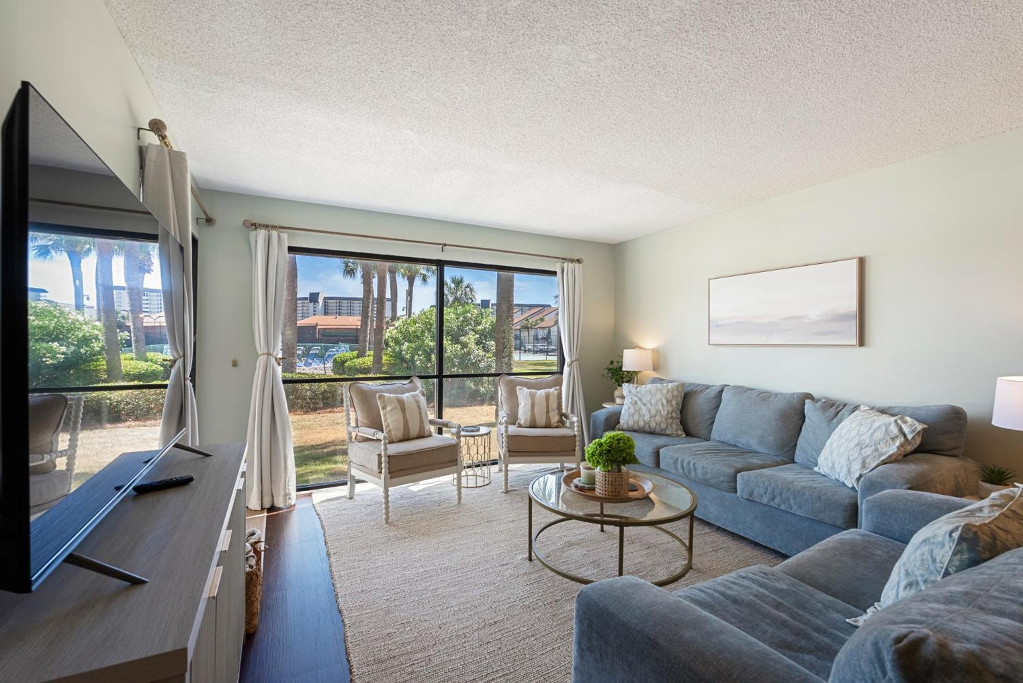 Edgewater 2706 *